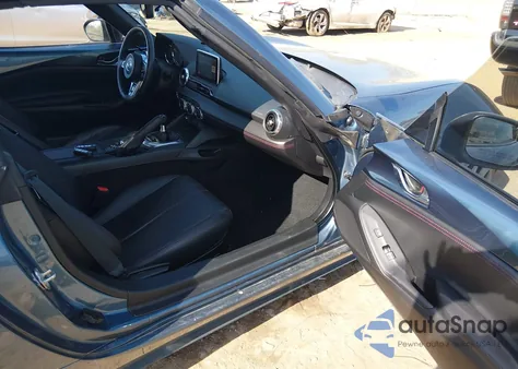 2017 Mazda Mx-5 Miata Rf Grand Touring z USA, uszkodzony, nr VIN JM1NDAM76H0100154